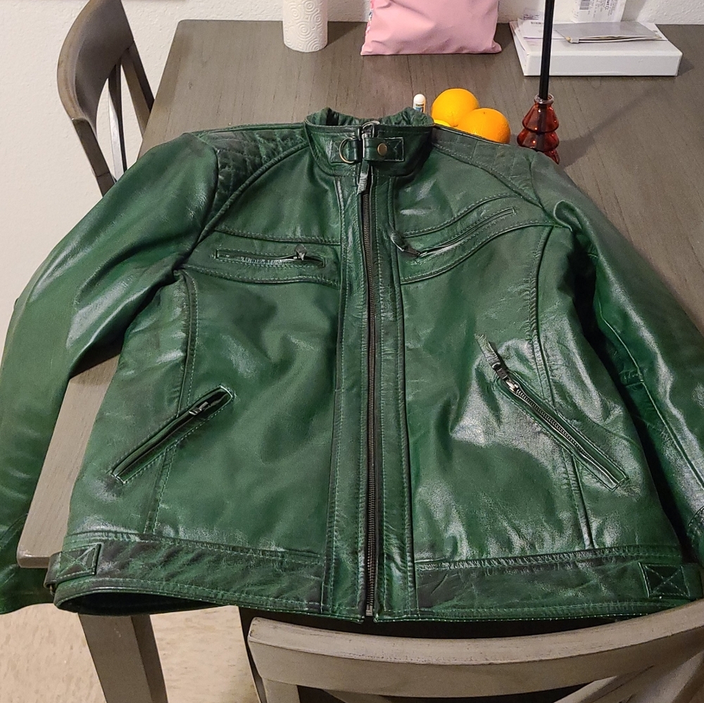 Green jacket - Picture 4 of 7